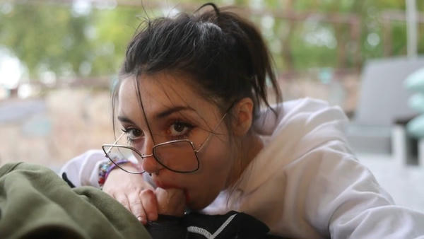 Lilmochidoll Gives A Risky Blowjob In Public Porn Video
